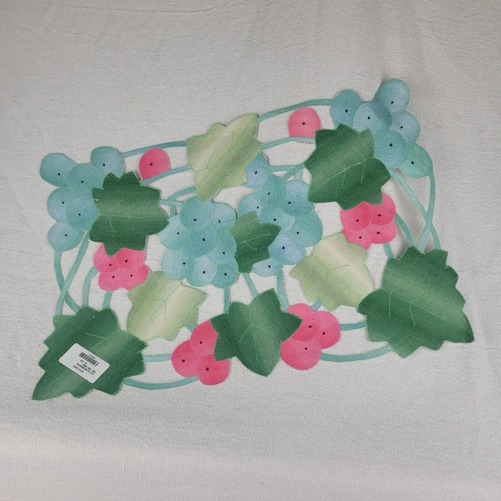8 Khazana Grape‎ Clusters Cutout Placemats Green Pink Blue Polyester NEW